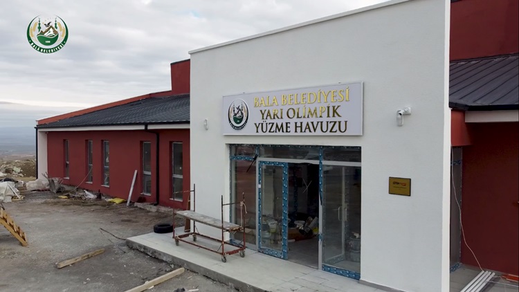 Yarı Olimpik Kapalı Yüzme Havuzu Projesinde Sona Yaklaşıldığı Duyuruldu